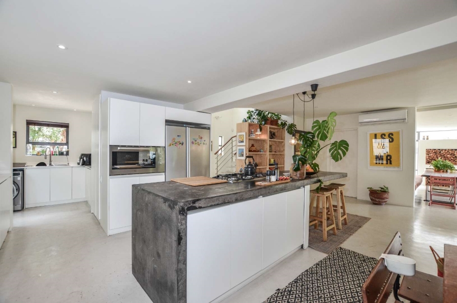 4 Bedroom Property for Sale in Sunset Beach Western Cape